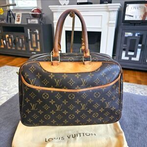Authentic Louis Vuitton Women's Brown Monogram Canvas Deauville Leather Handbag